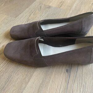 Sesto Meucci Brown Leather Suede Slip On Loafers 1 inch Rubber Sole Heel!